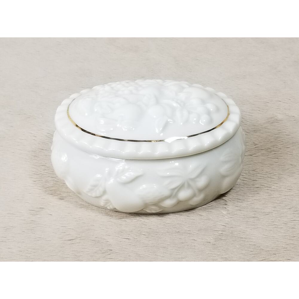 Lenox Jewelry Trinket Box 3 1/4" Color Ivory Gold Trim Year 1998 Vintage